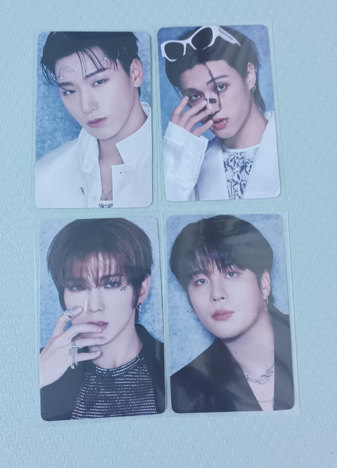 ATEEZ 傘尚榮鍾 整圖售