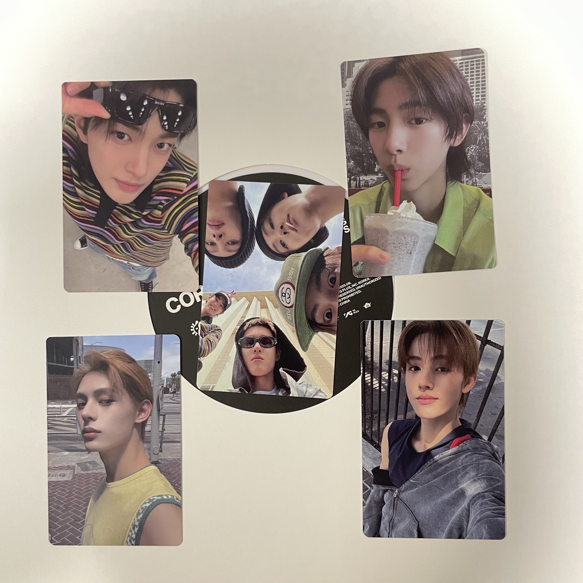 CORTIS✨ 黑膠小卡✨