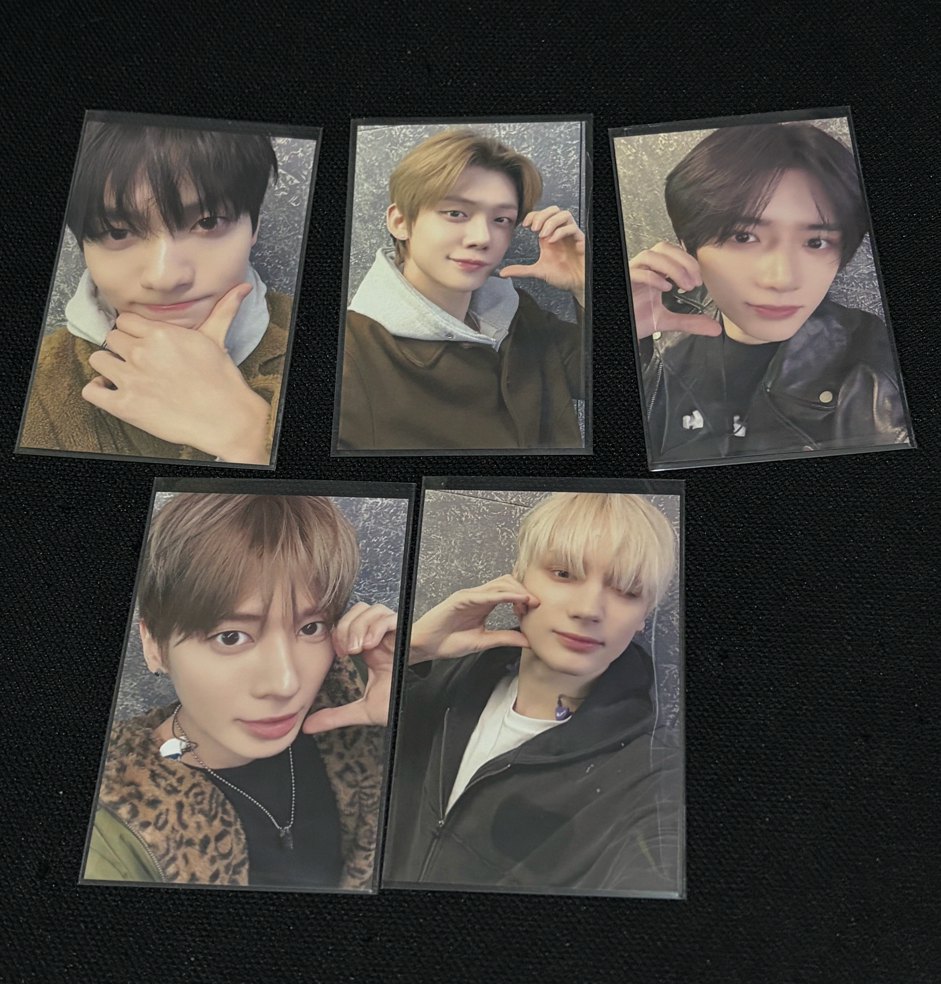 MOA CON ZONE卡一套（無角巴）