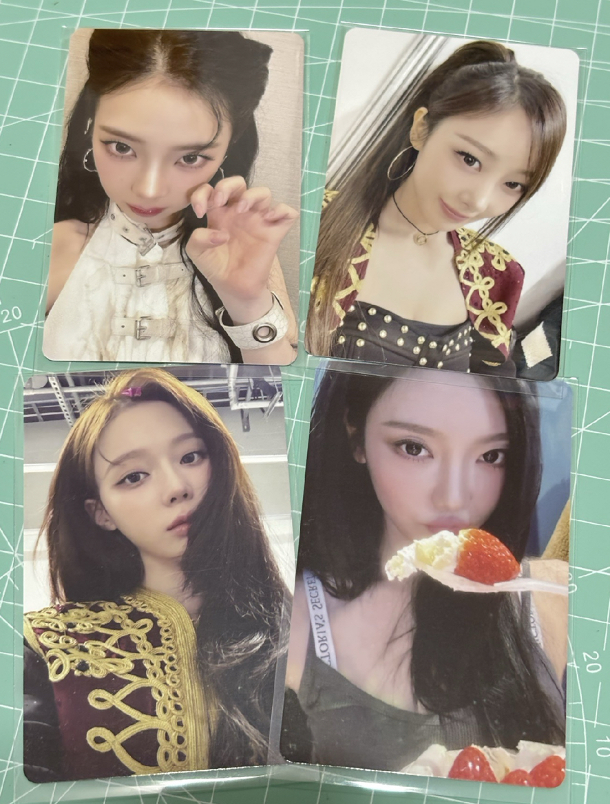 Rich Man 泡泡摩奇 2.0 幸運卡 一套四張