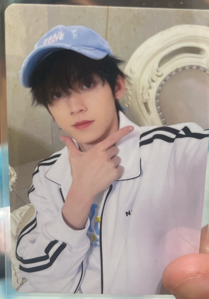 左航18歲生日周邊專輯卡