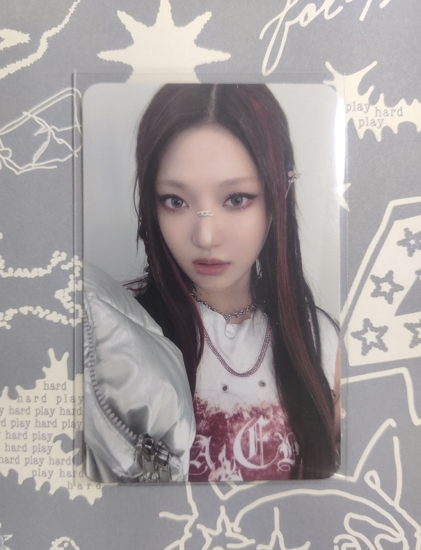 MY WORLD 專輯卡 intro寧