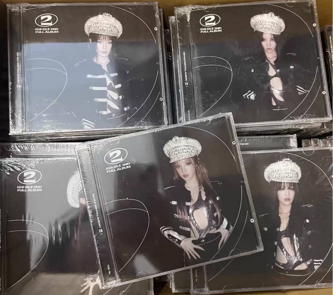 全新未拆 i-dle 正規二單封