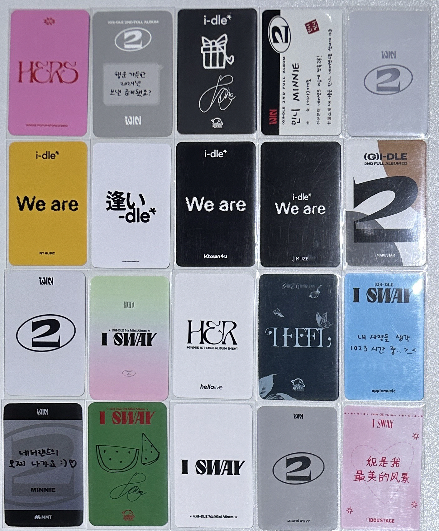 I-DLE 沙發上有小顆粒的米妮 美麗小卡出清