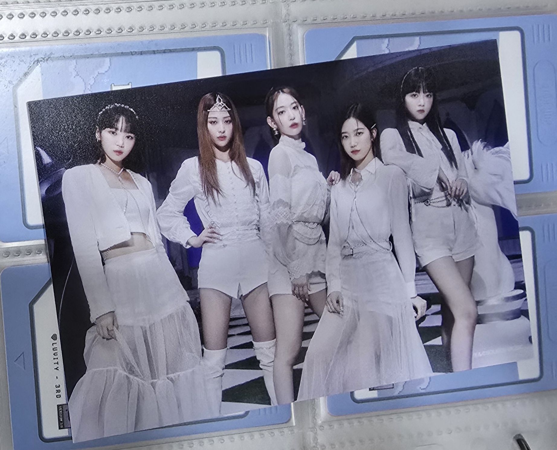 LE SSERAFIM 環球明信片