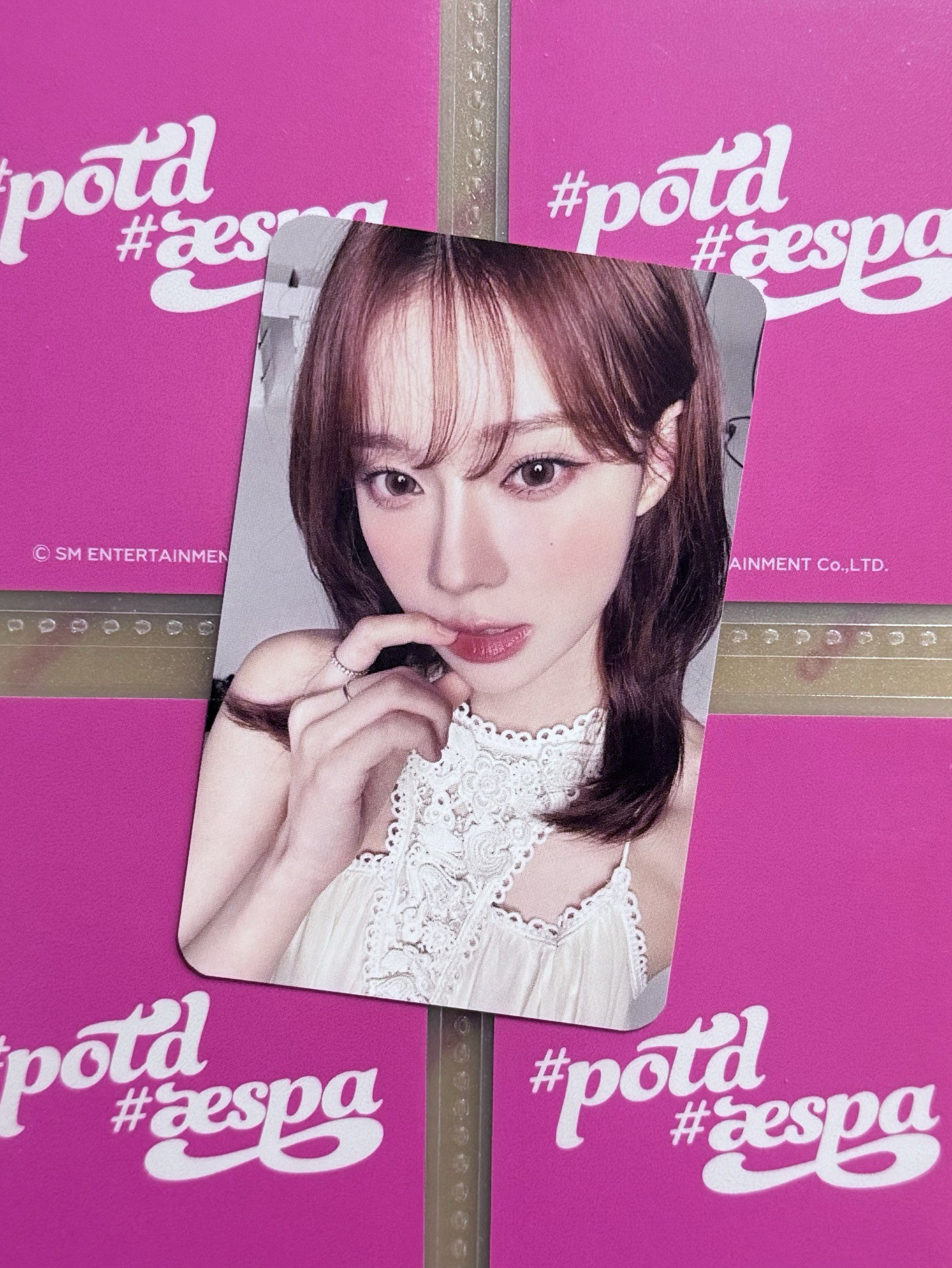 WINTER POTD咬指冬