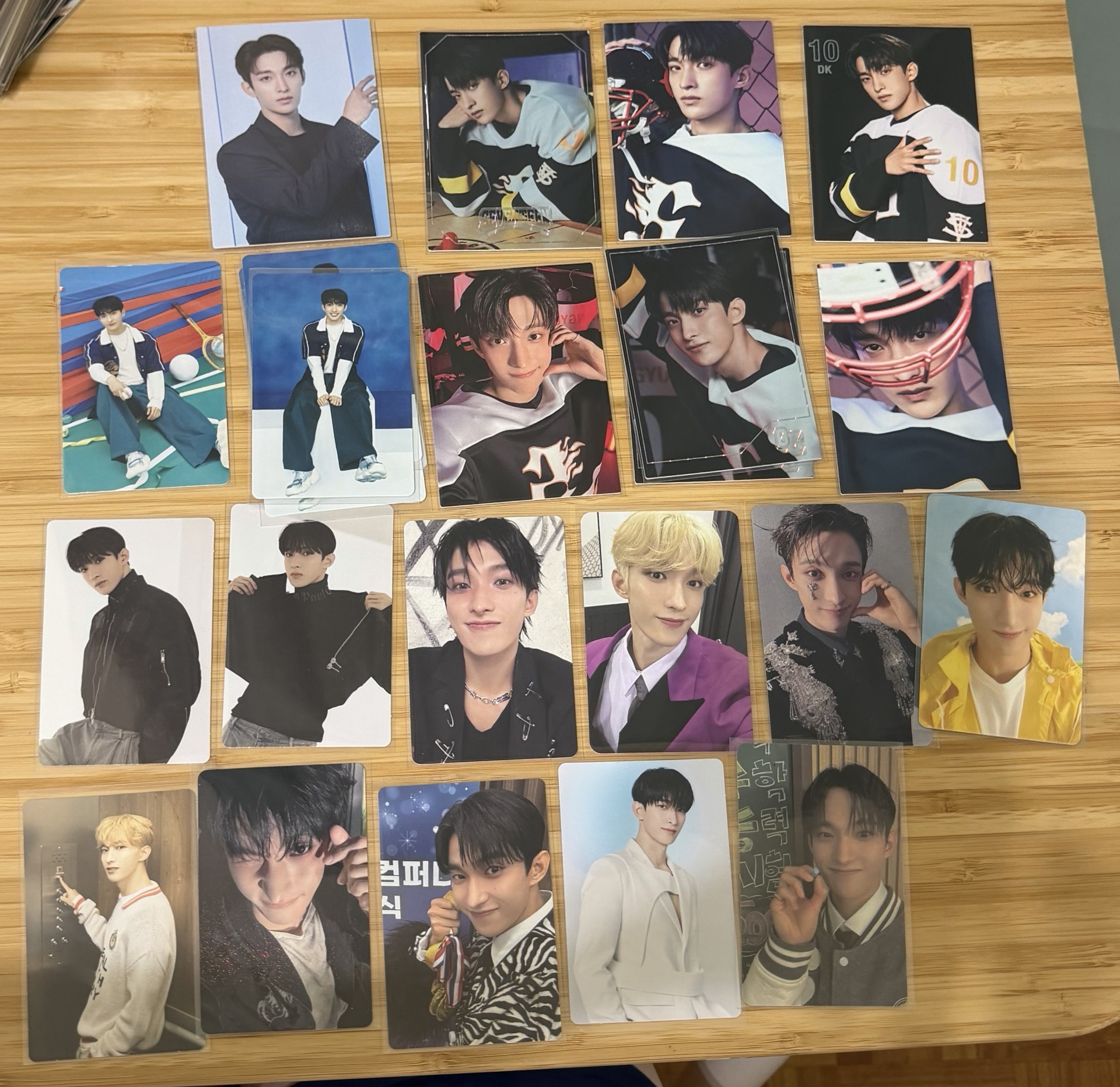 SEVENTEEN DK 小卡們/空專