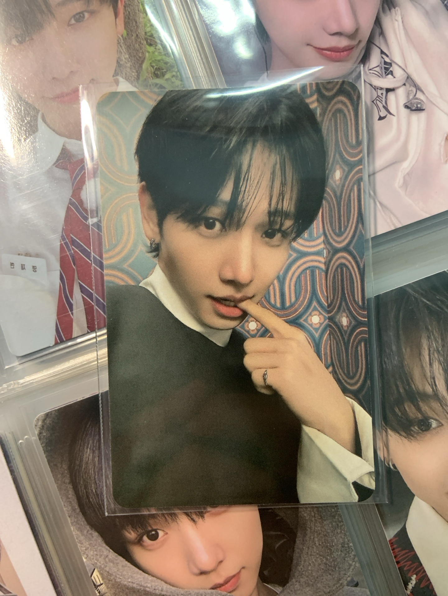 No Genre K4幸運卡 咬指3