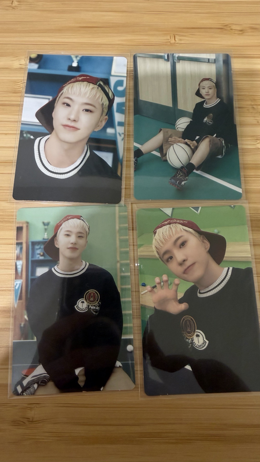 25年 克拉島 卡包卡共4張