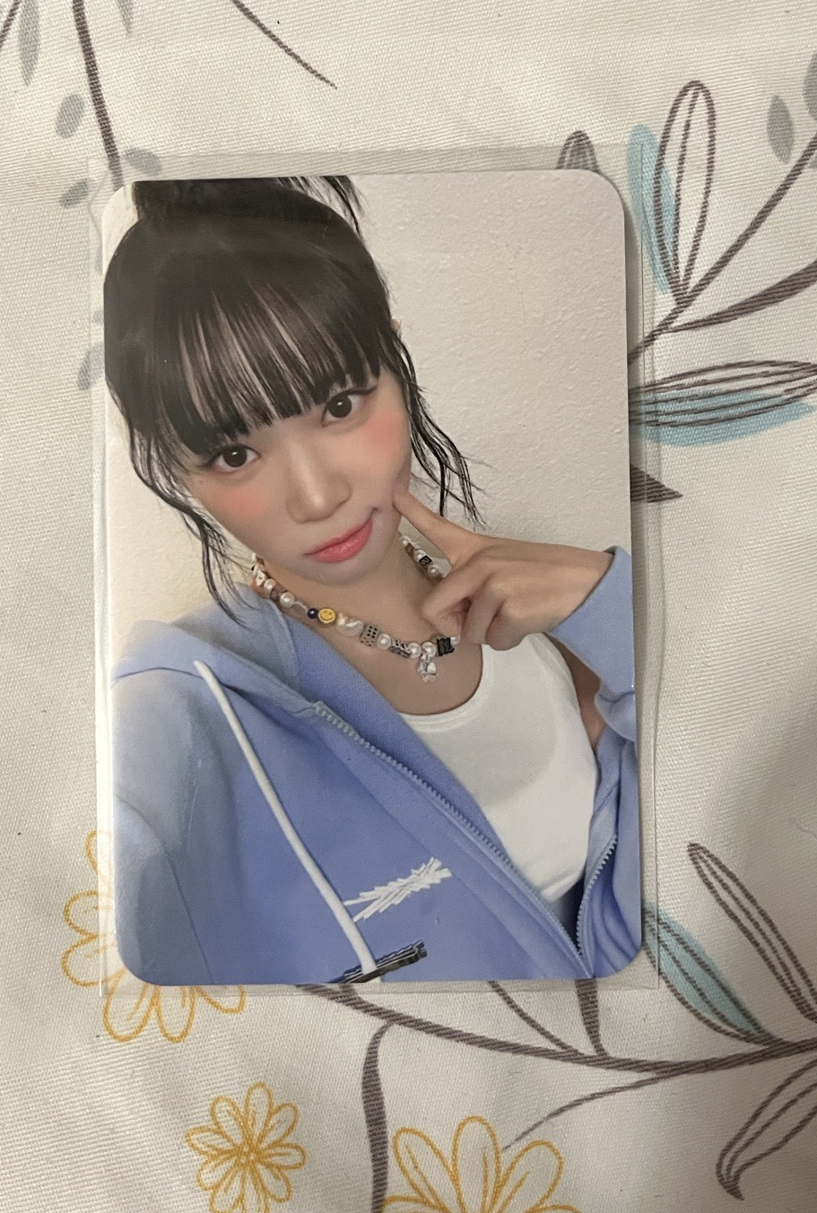 藍衣戳臉