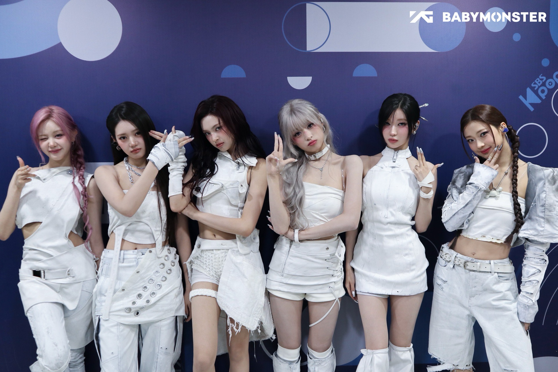 Ahyeon 賢 [wvs會員任務卡] 二週年線下店活動