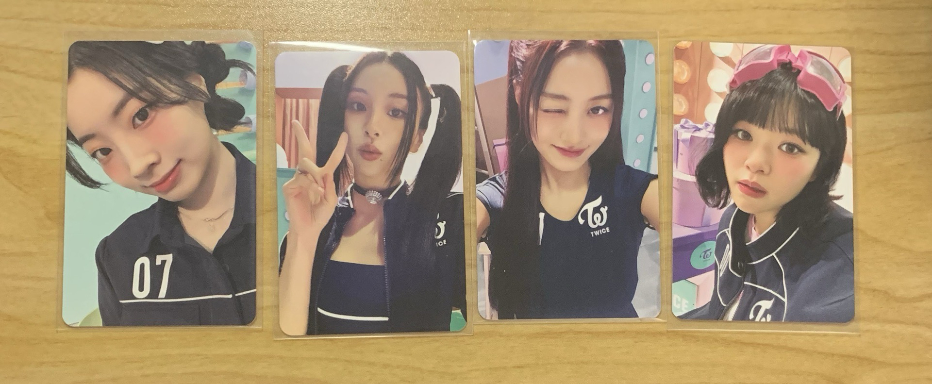 2025 日本年曆卡 桃瑜娜定