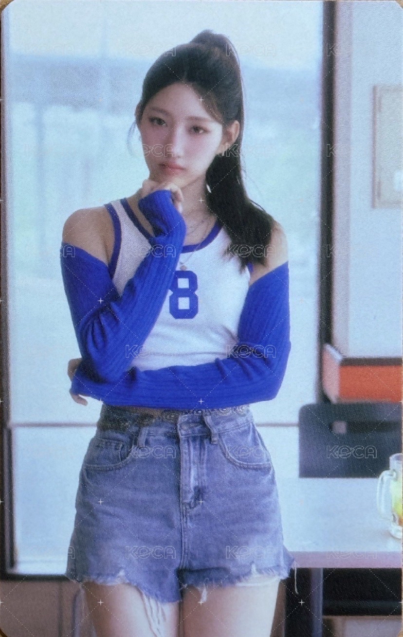 iLy Keyring.ver 專輯卡 C