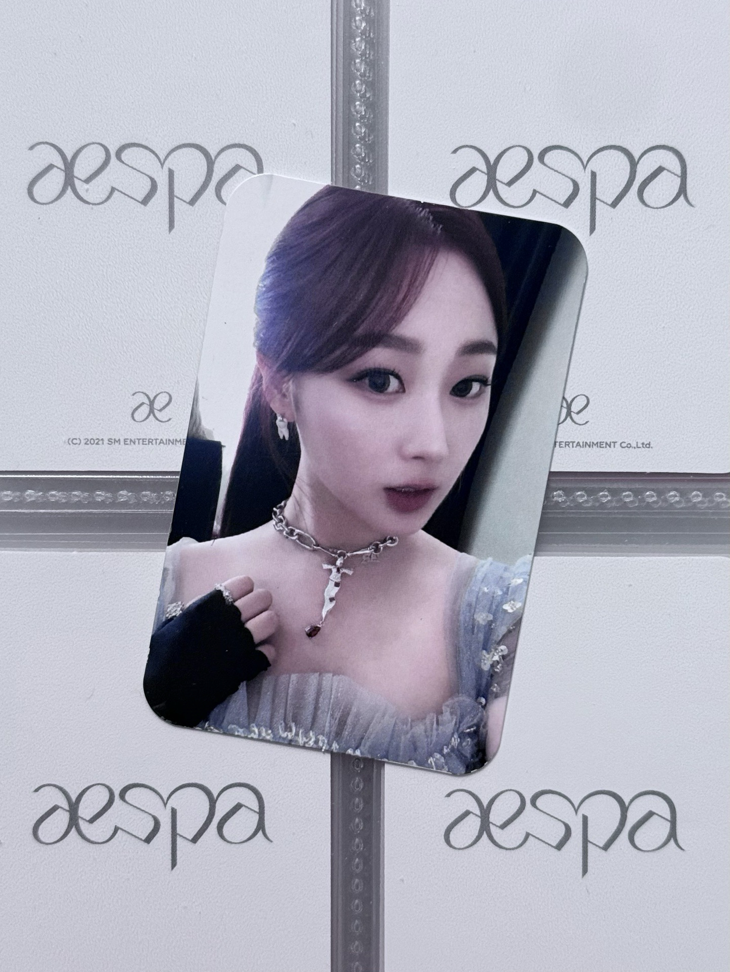 GISELLE 美網手燈卡