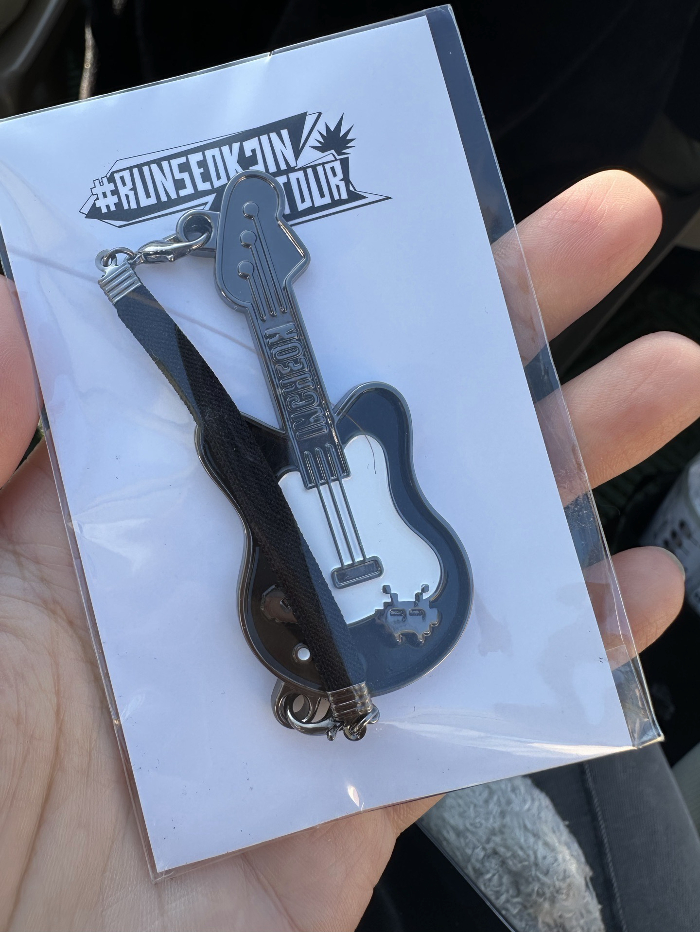 니니-BTS防彈少年團 金碩珍 安可場吉他