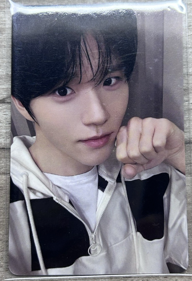 color yzy1.0簽售卡 jaehee