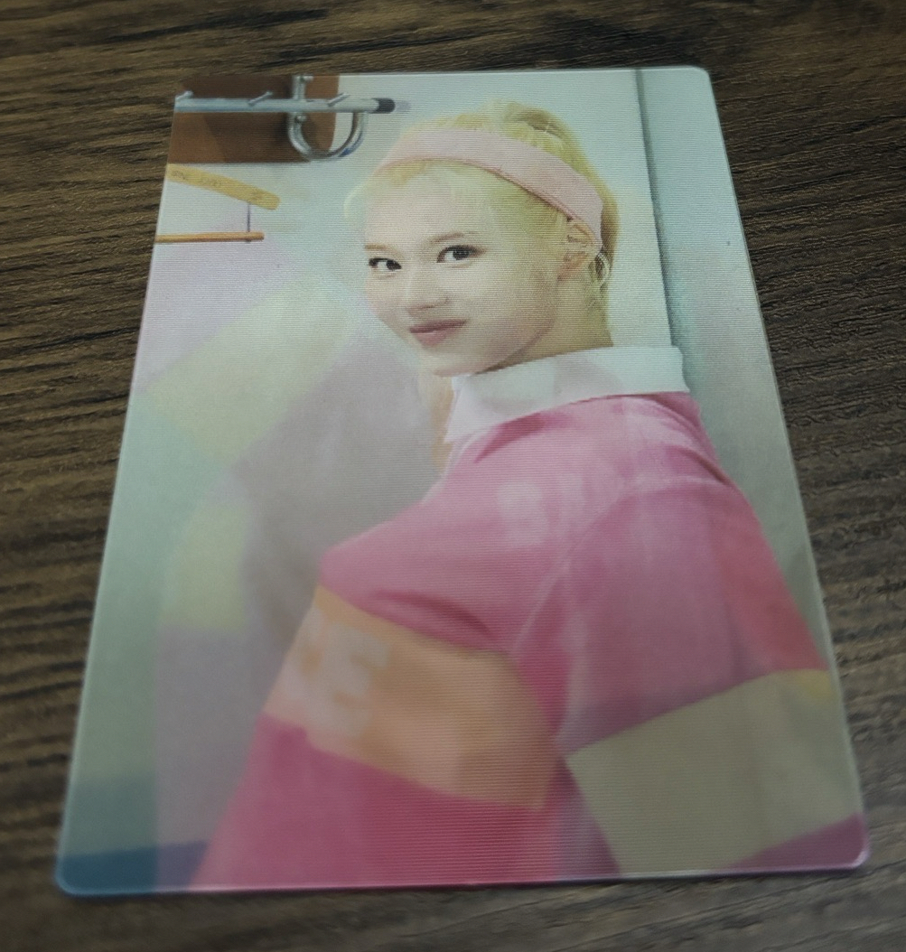 建立2020圖鑑紗紗  小卡💜