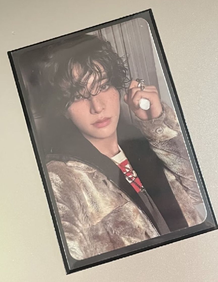 沈載倫手電特典