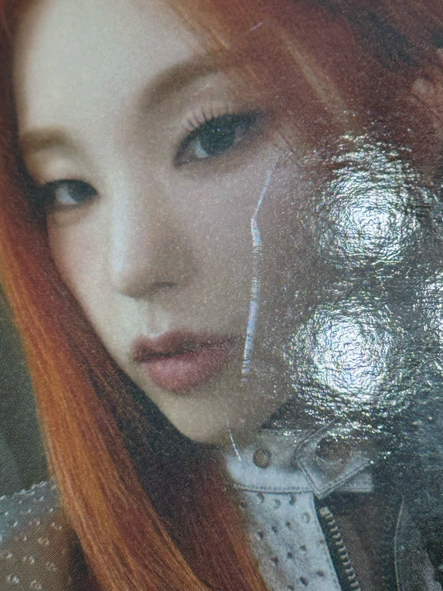 BORN TO BE 紅髮志小盤 左下有瑕