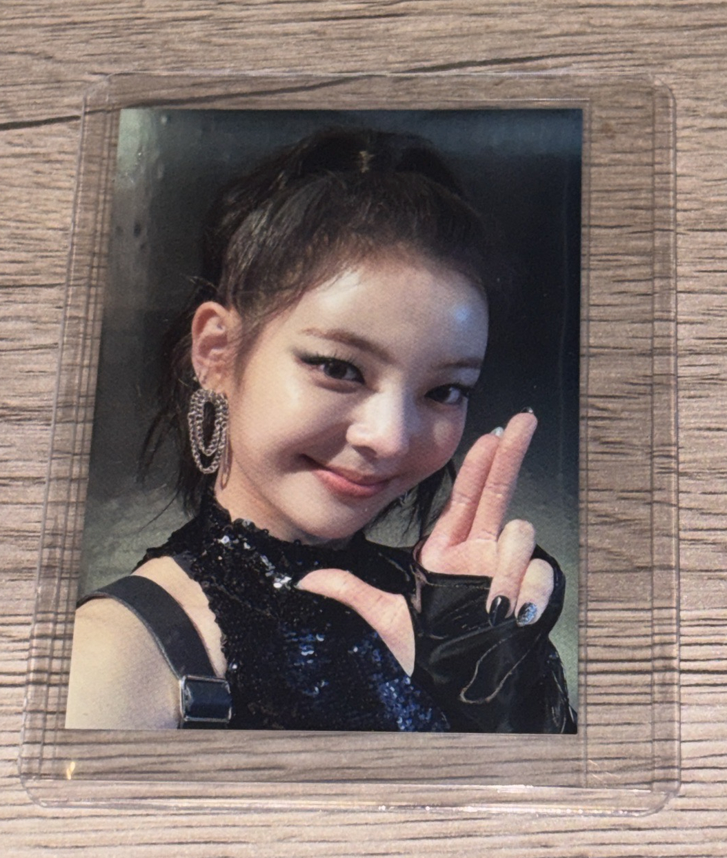 GUESS WHO 塔店 特典 粒