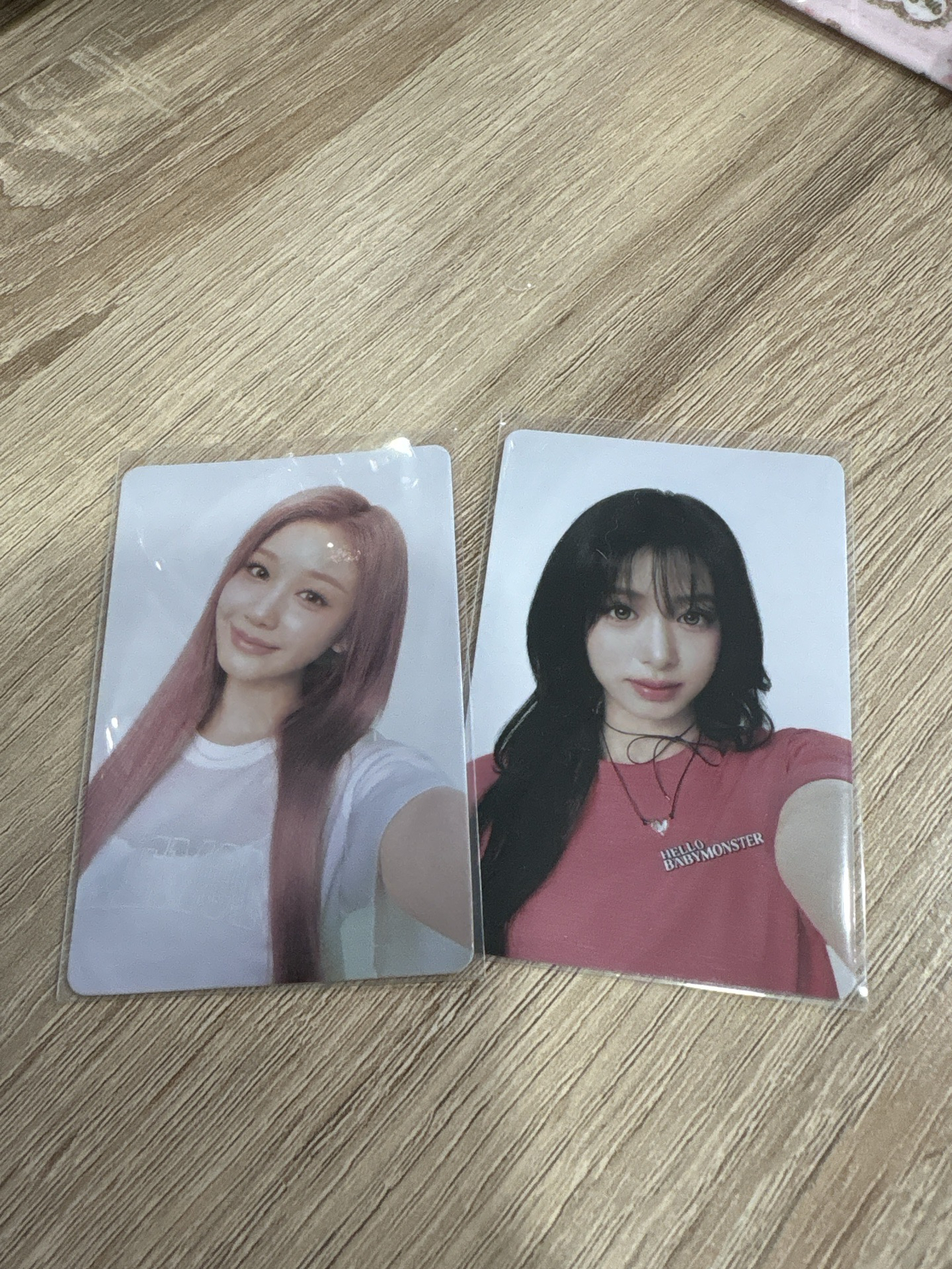 Babymonster Uniqlo Ahyeon+Phraita