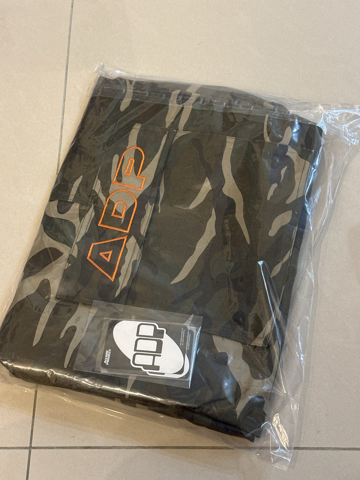 ADP 台北快閃 工裝短褲（含一套卡）