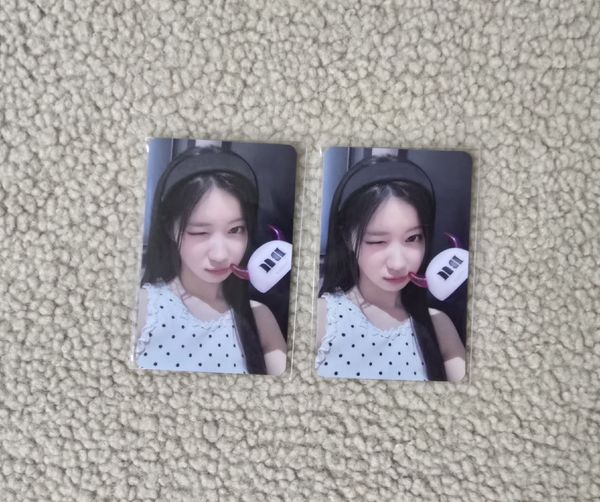 寶怪BABYMONSTER Rora 露 塔 角 藍 茶 線上手燈卡