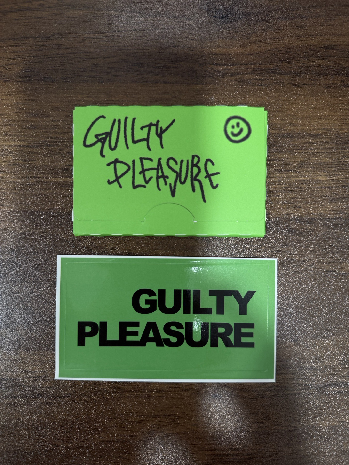 黑金的Guilty Pleaser 已拆專 袋子有破損