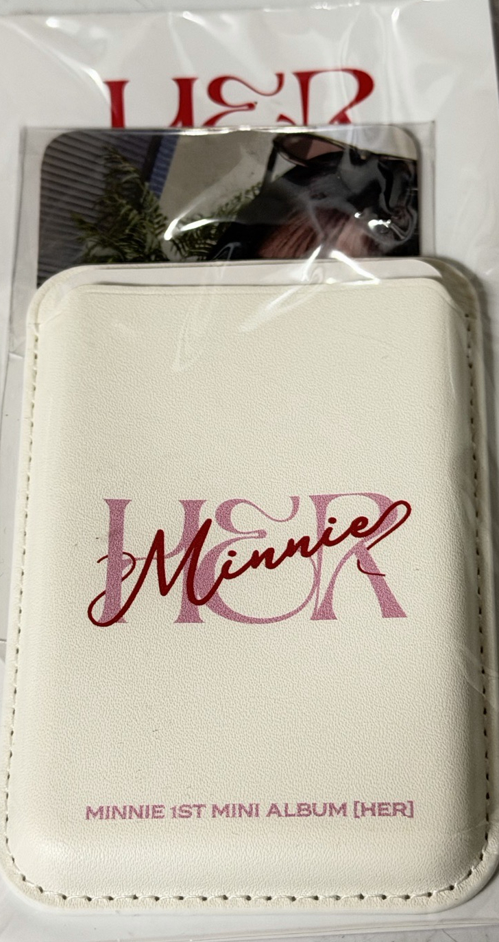 MINNIE HER快閃店磁吸卡夾