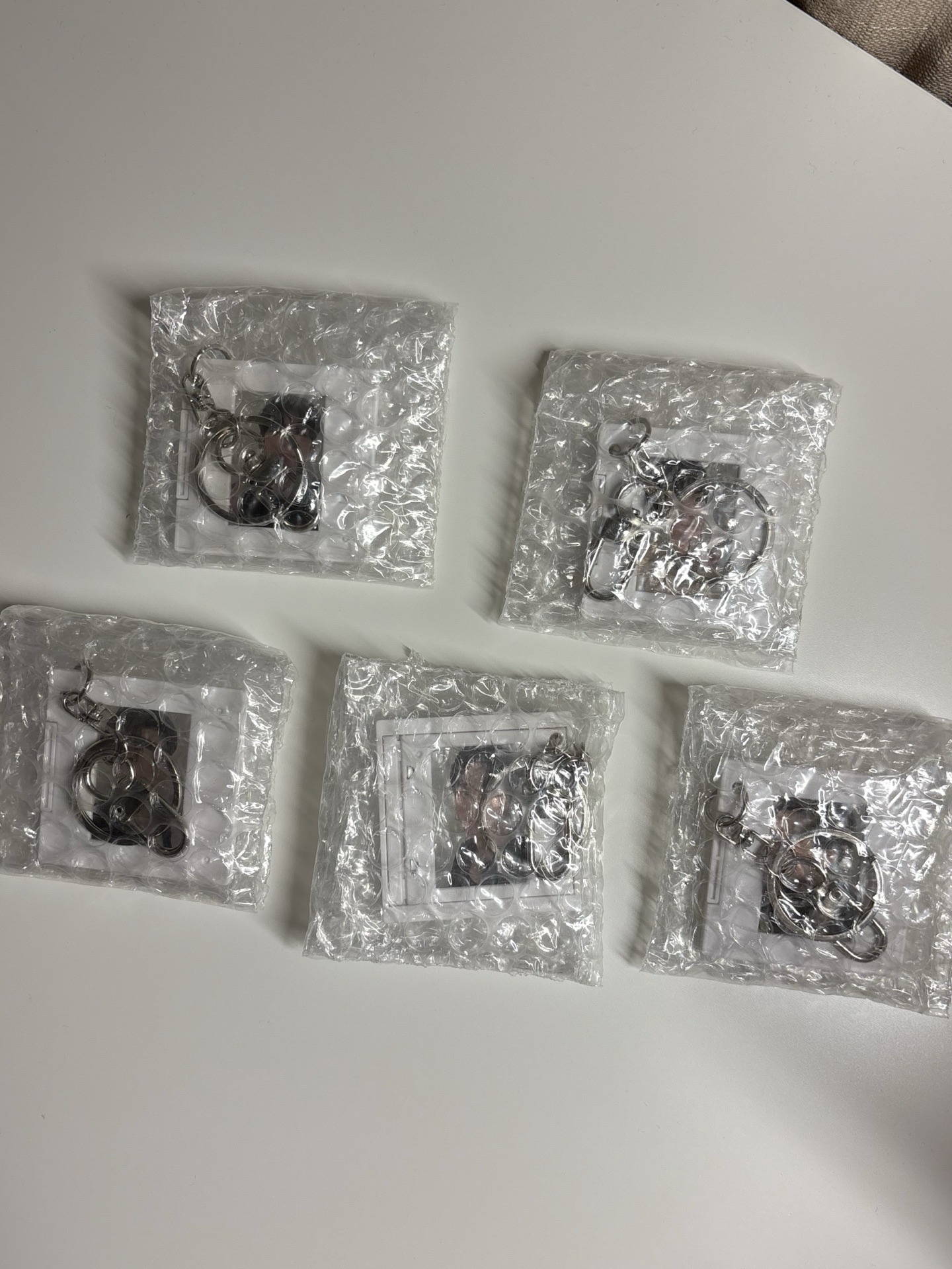俊吊飾
