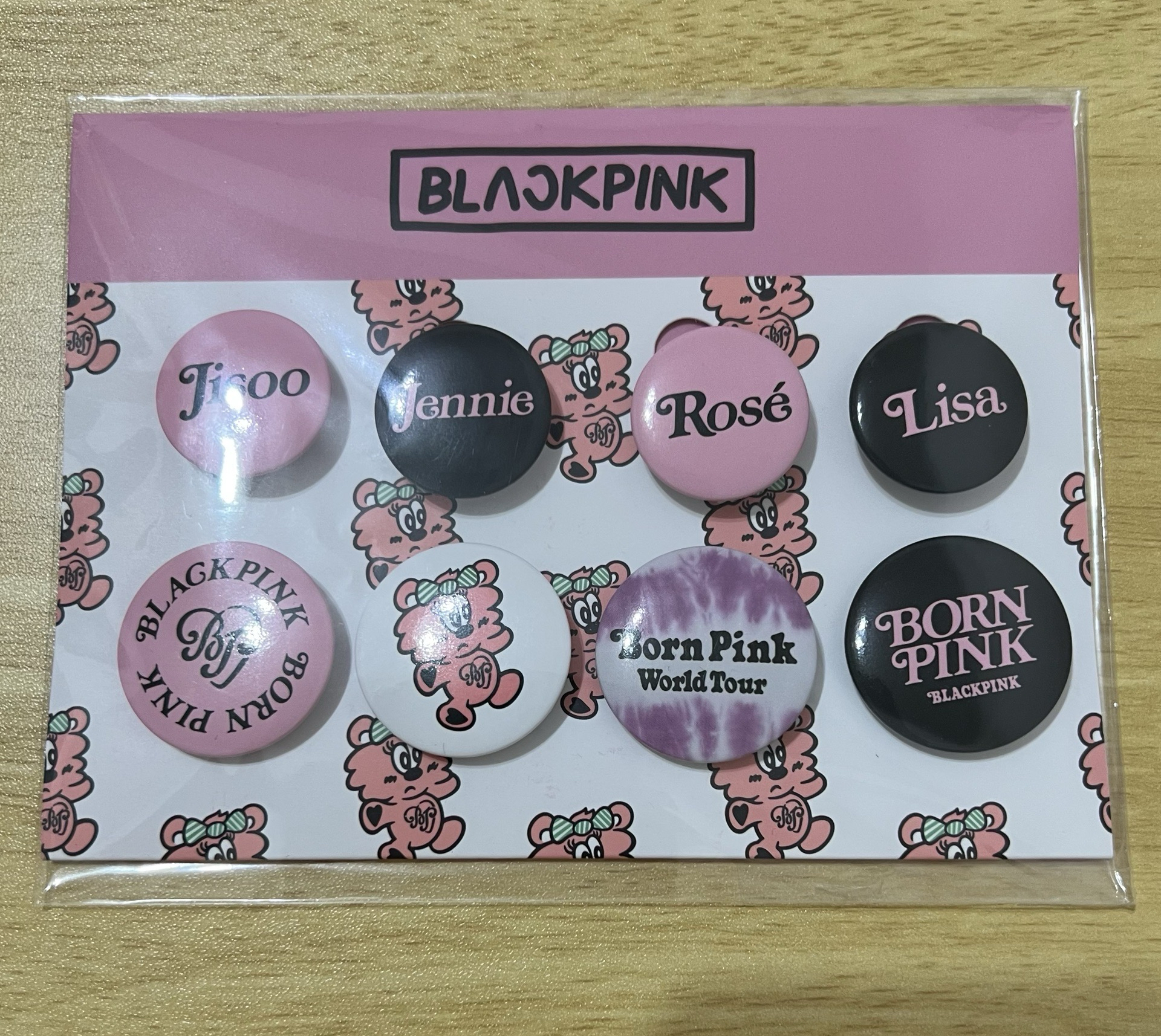 BLACKPINK x VERDY 徽章別針