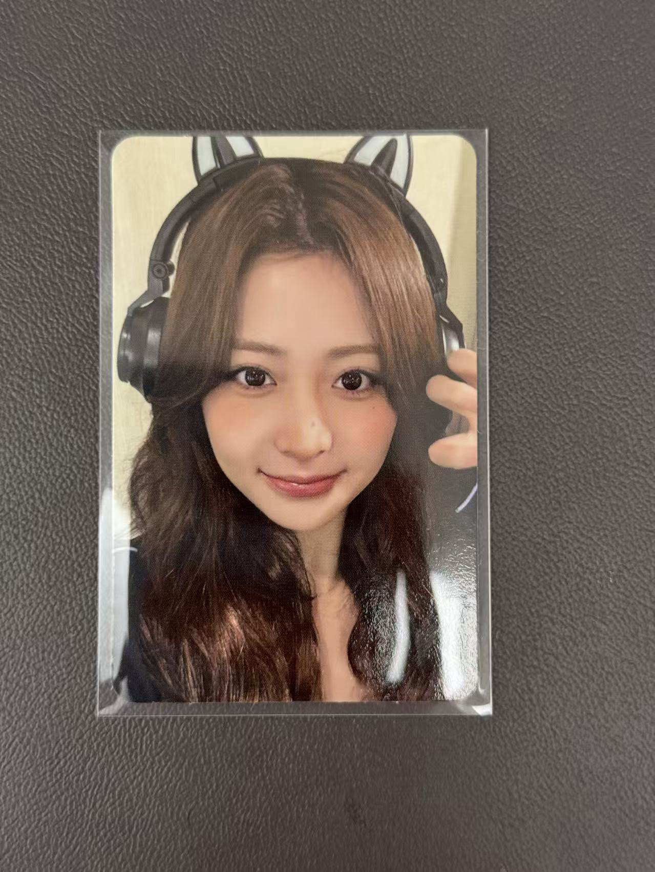 hello82允 耳機允