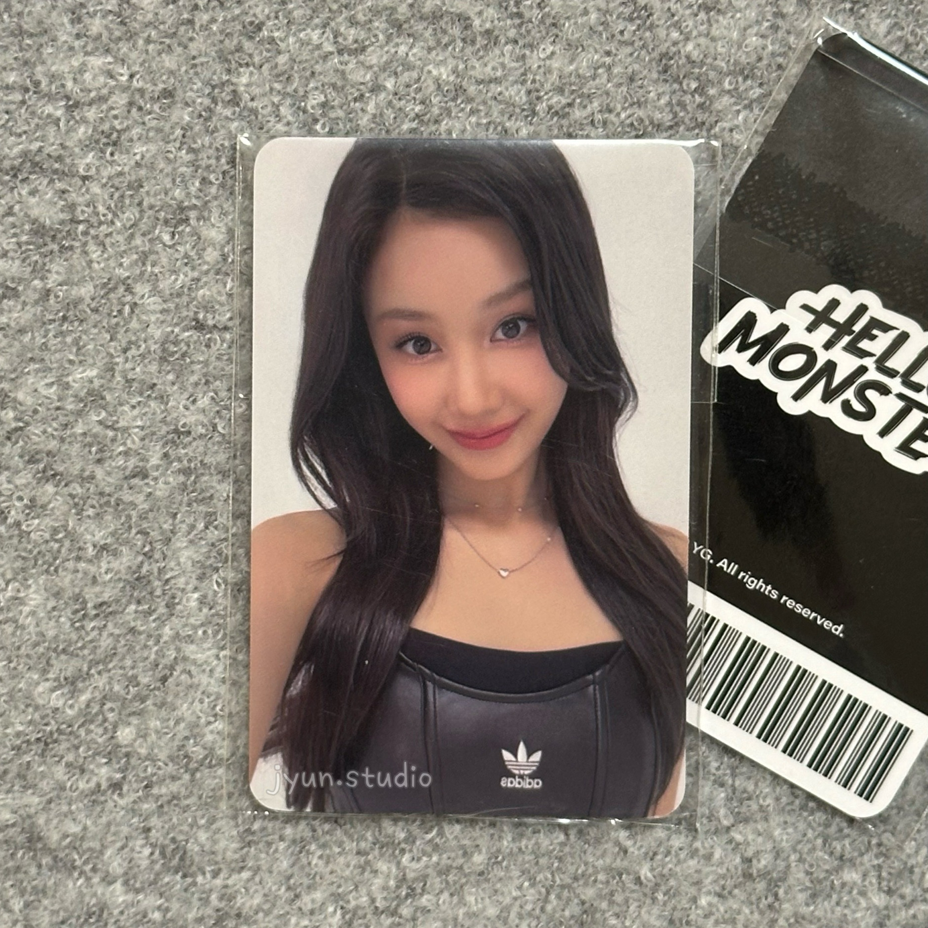 Pharita 塔 [亞巡滿額卡] Hello Monsters