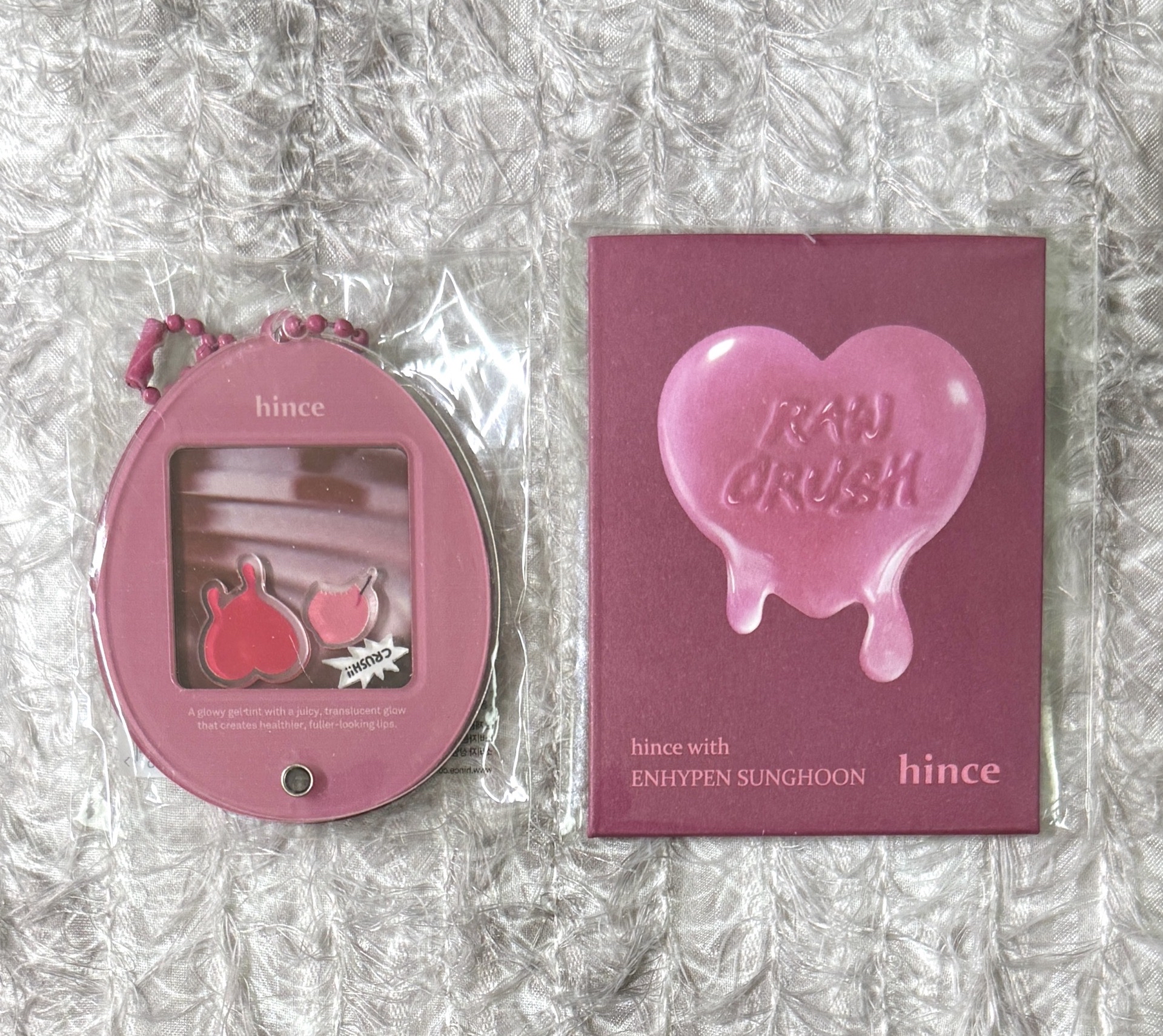 可直拍 全新未拆 訓hince代言掛飾+照片 組 全新未拆