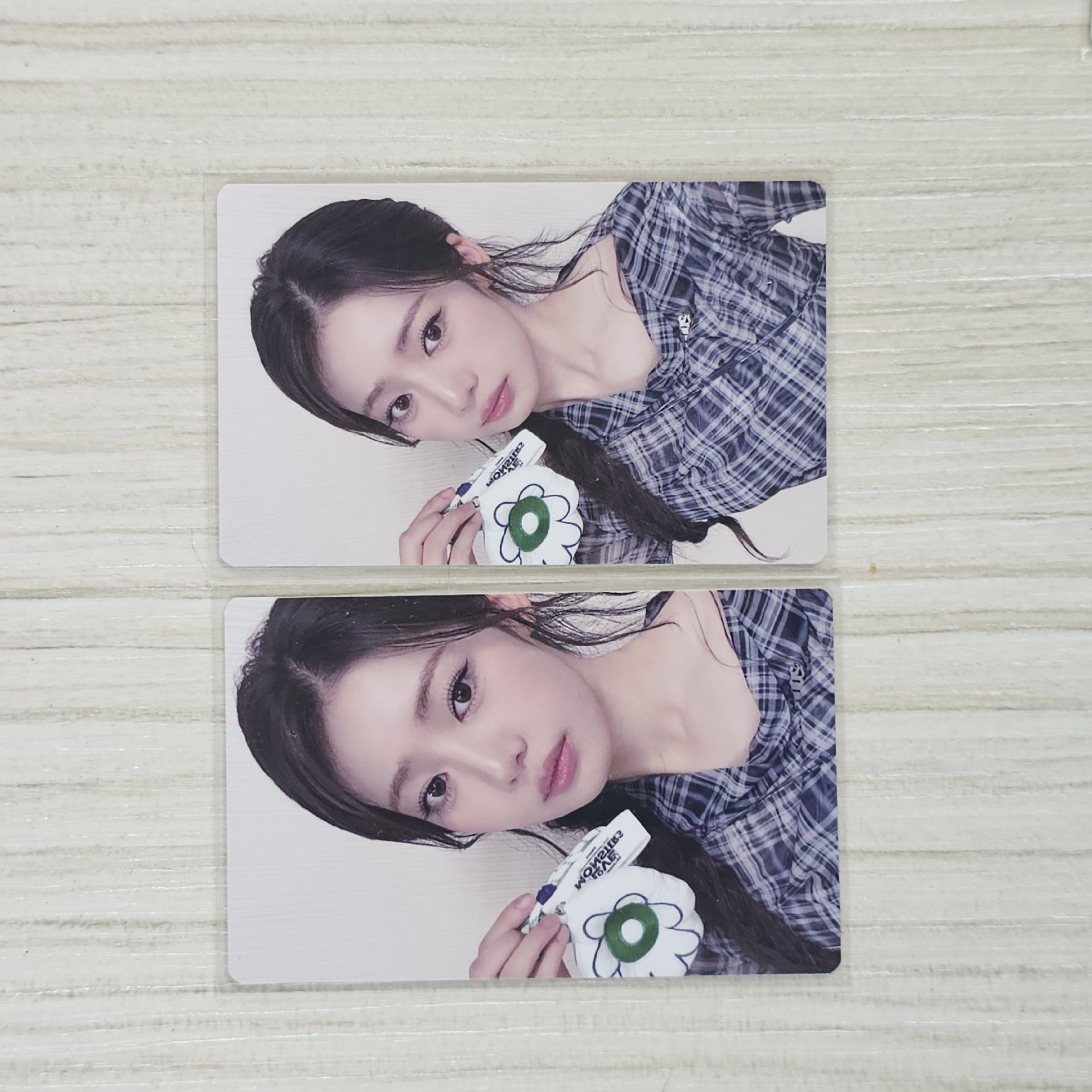 *一元起標活動*BABYMONSTER 隨機卡RORA一套