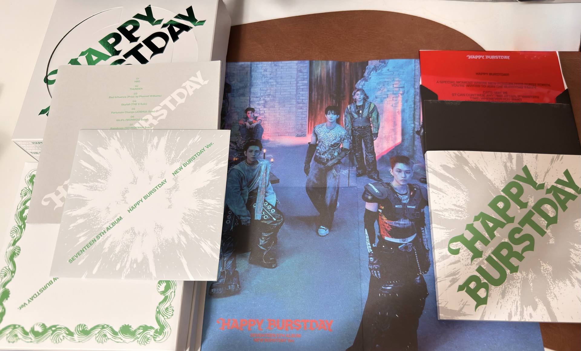 正五burstday（含盒如圖僅寫真、海報、CD、歌詞本）