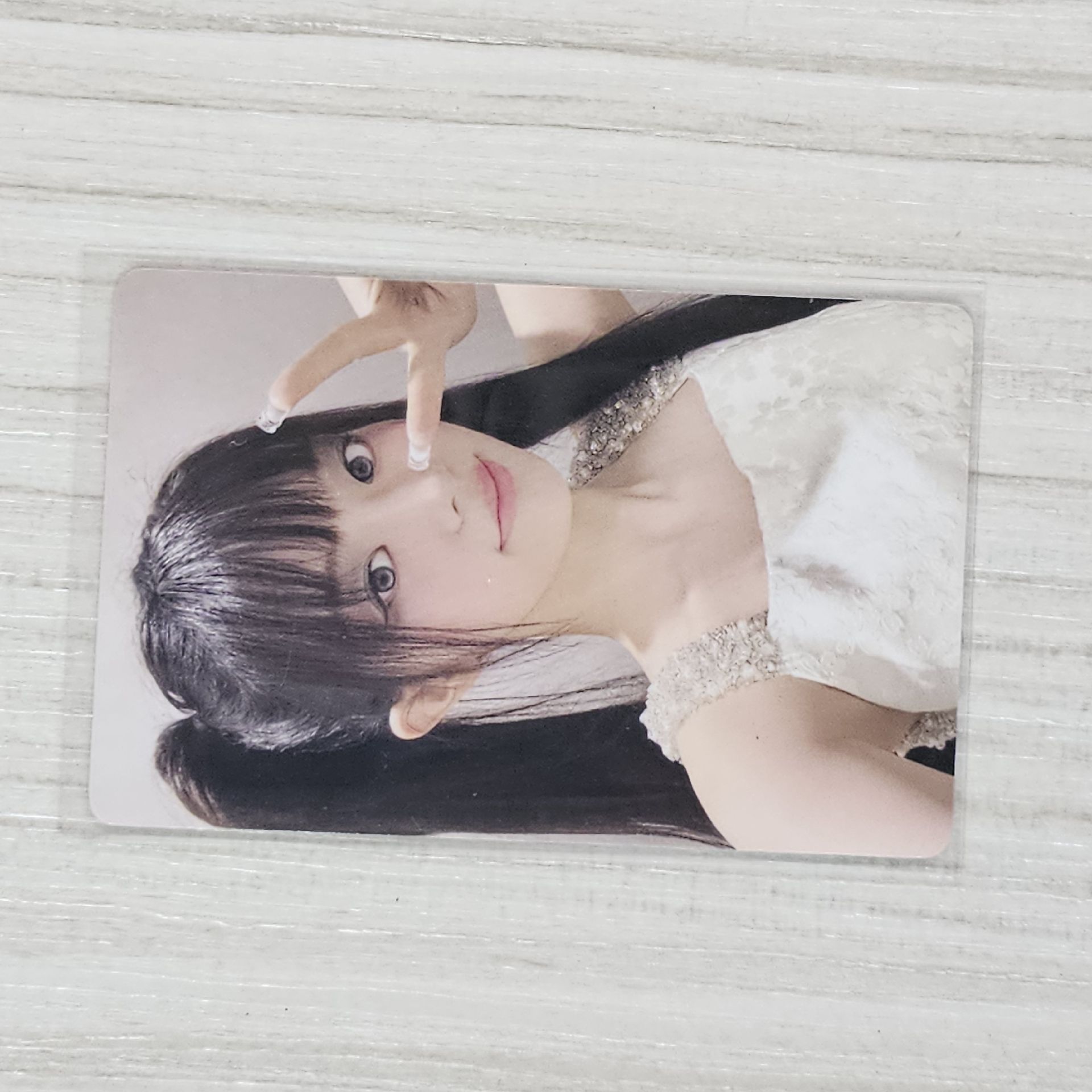 *一元起標活動*ILLIT 一直娛 minju 有損看圖二