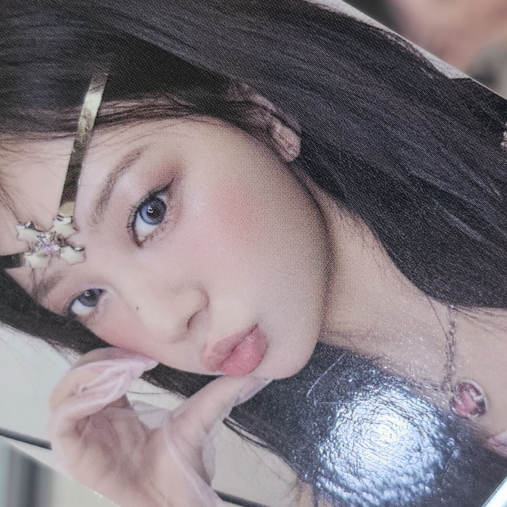 *一元起標活動*ILLIT MOKA兩張 📌一直娛卡況本身就很差 很介意就不要標了🙏🏻