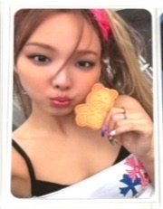 nalo2小熊餅乾嘟嘴專卡