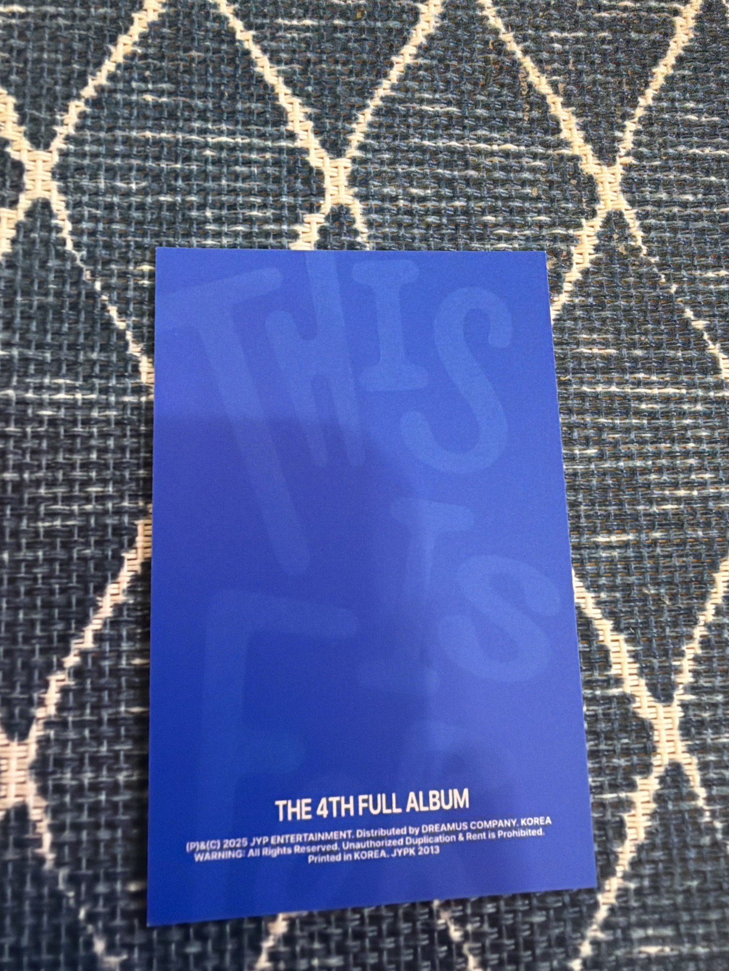 THIS IS FOR 子瑜 藍藍卡