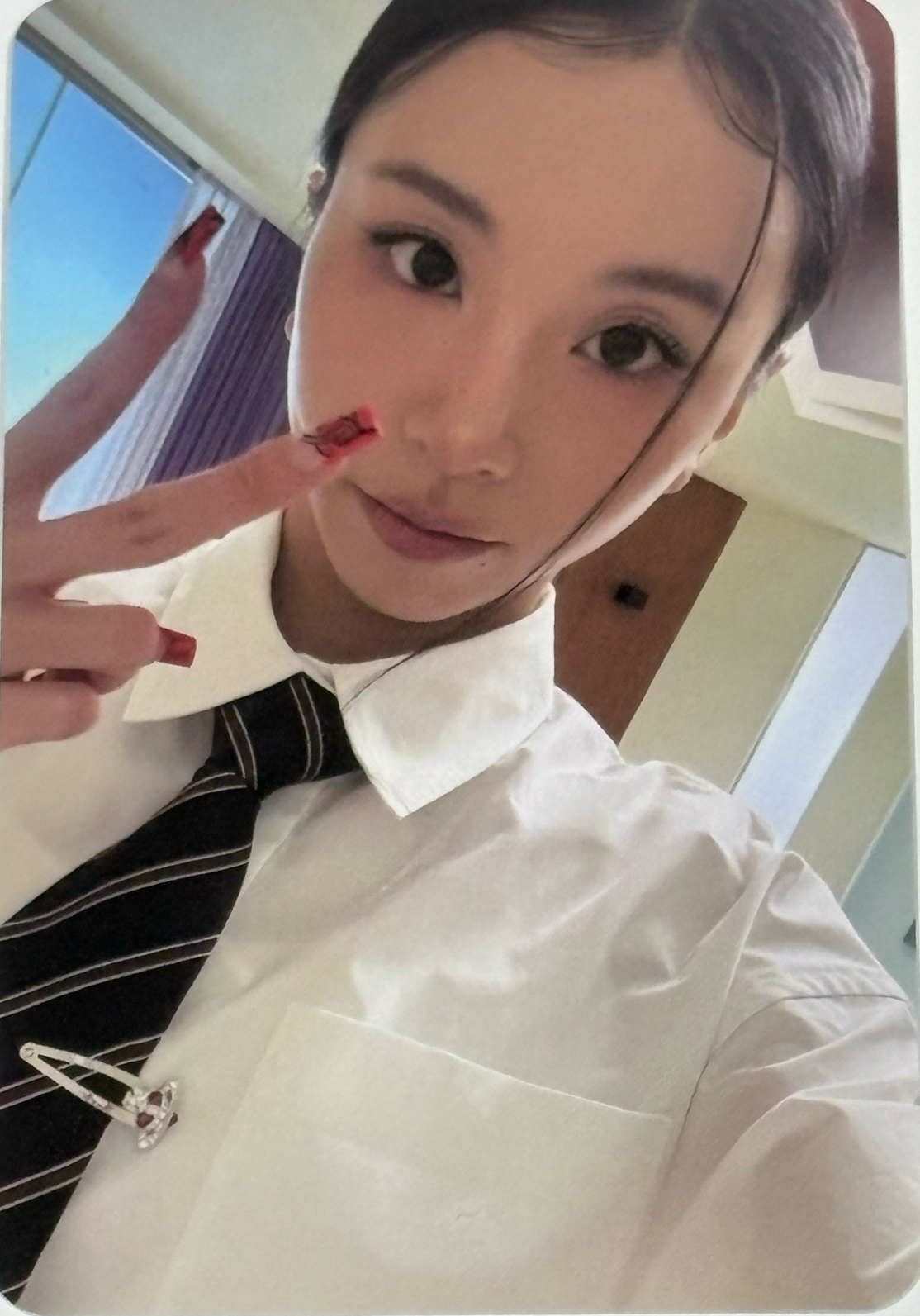 正規四西裝比耶專卡