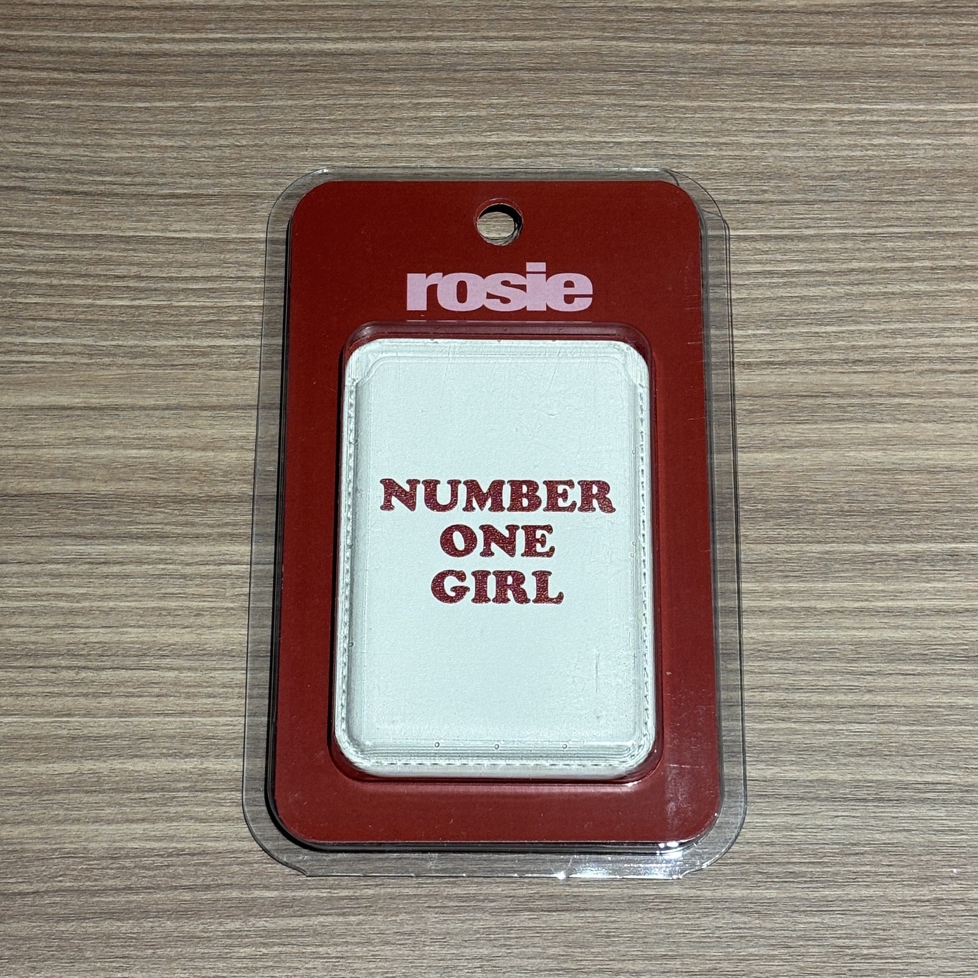 白色NOG磁吸卡夾