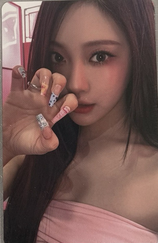 Hot Mess 專輯卡 Poster版