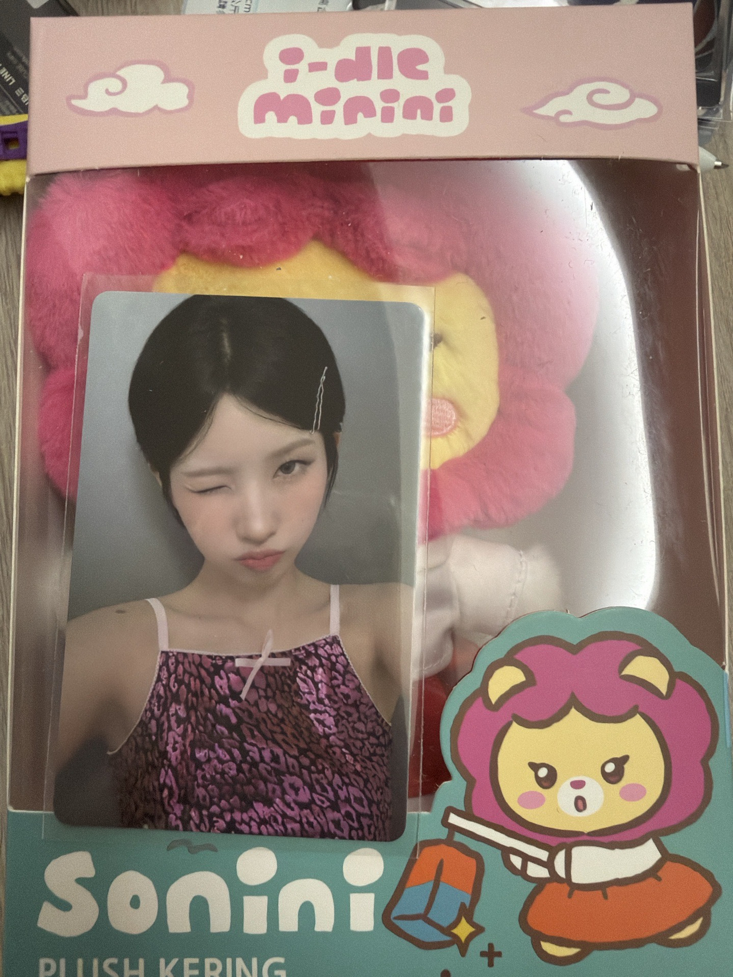 IDLE 雨琦 MINNIE 小娟特別版韓服娃