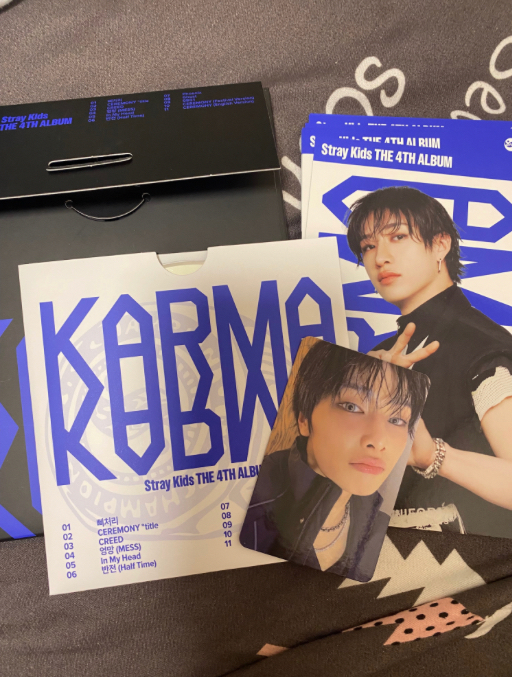 信封寅小卡已拆