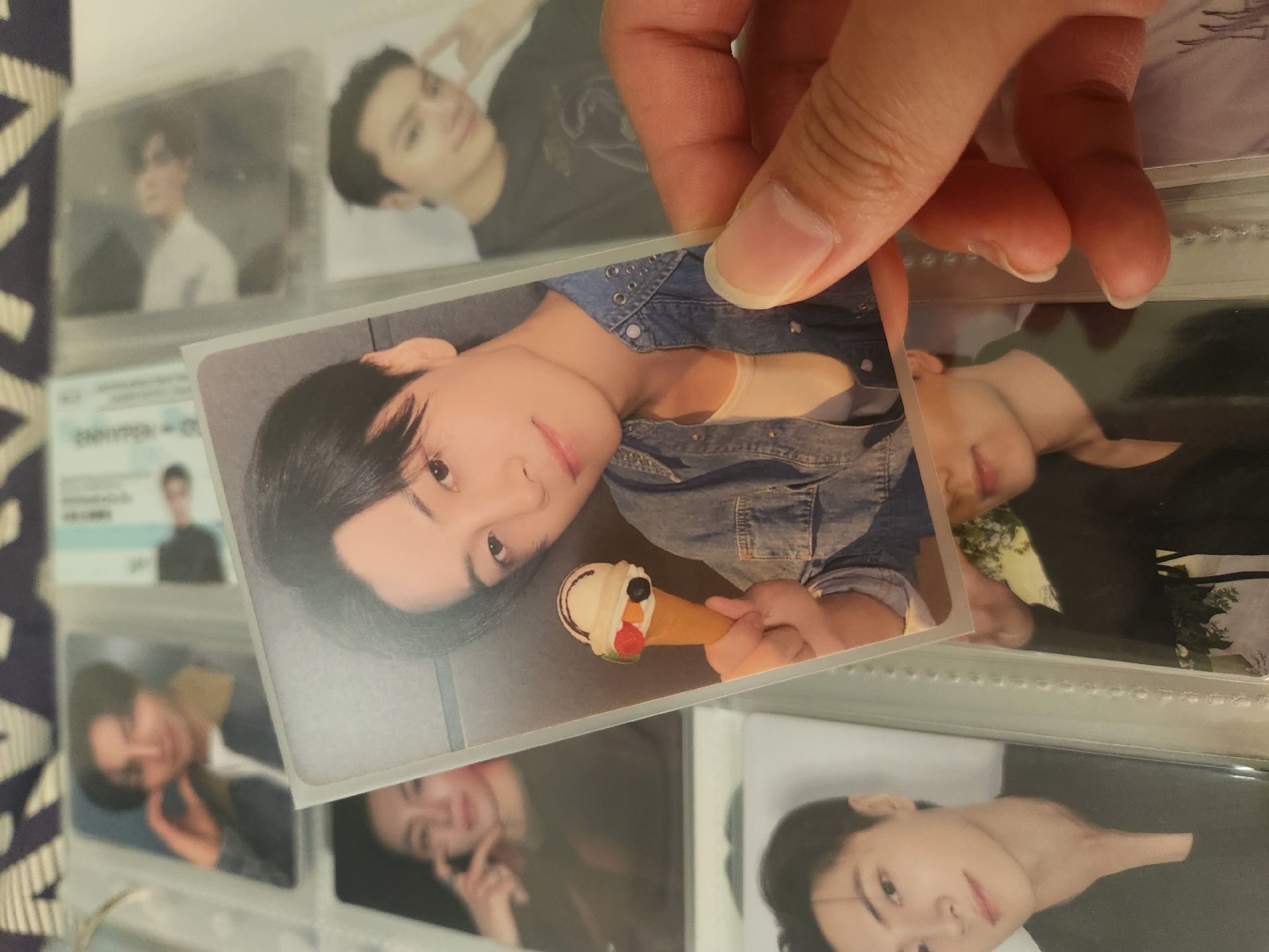 綜星拿冰淇淋 yzy 特典