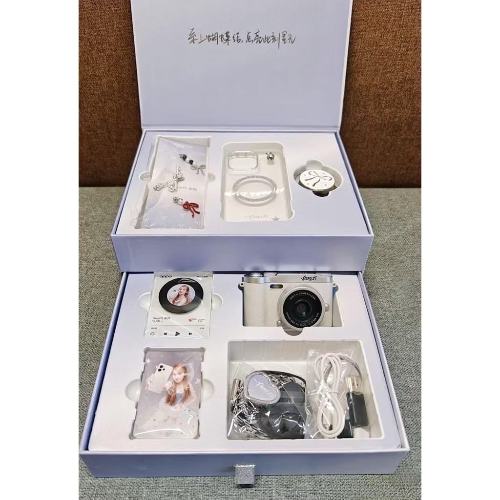 全球限量（宋雨琦最新代言） OPPO Reno 15系列星光蝴蝶結限定週邊禮盒