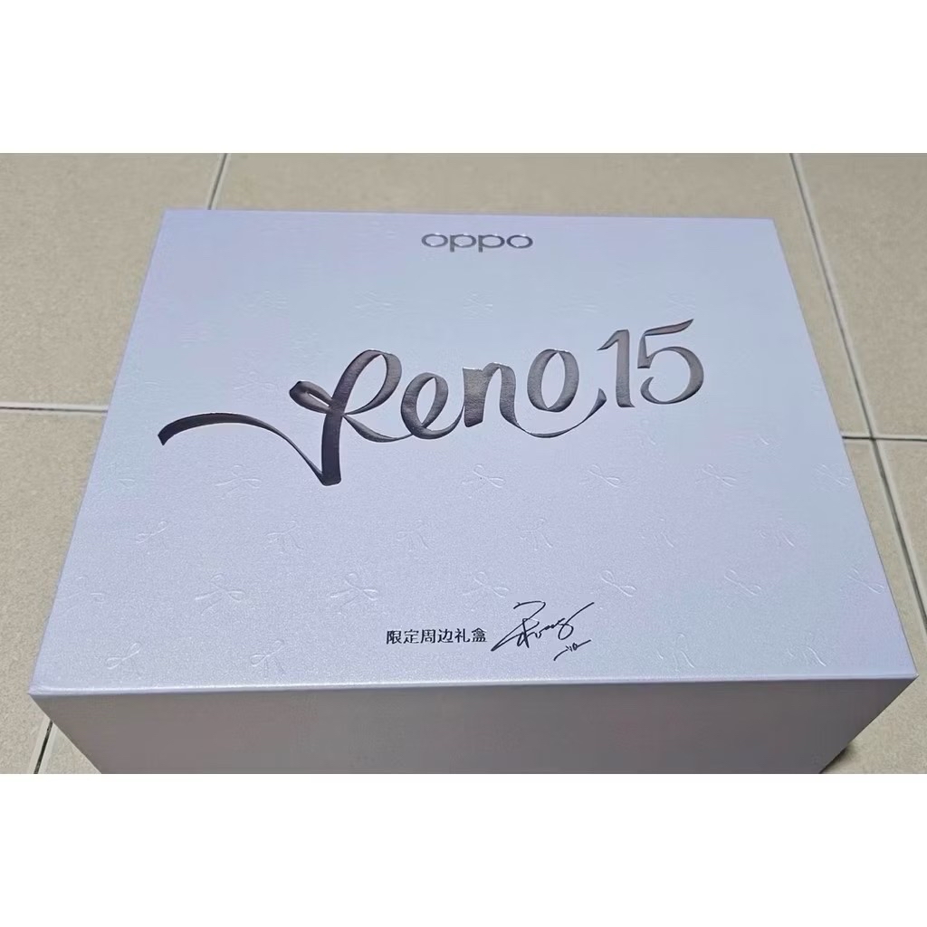 全球限量（宋雨琦最新代言） OPPO Reno 15系列星光蝴蝶結限定週邊禮盒
