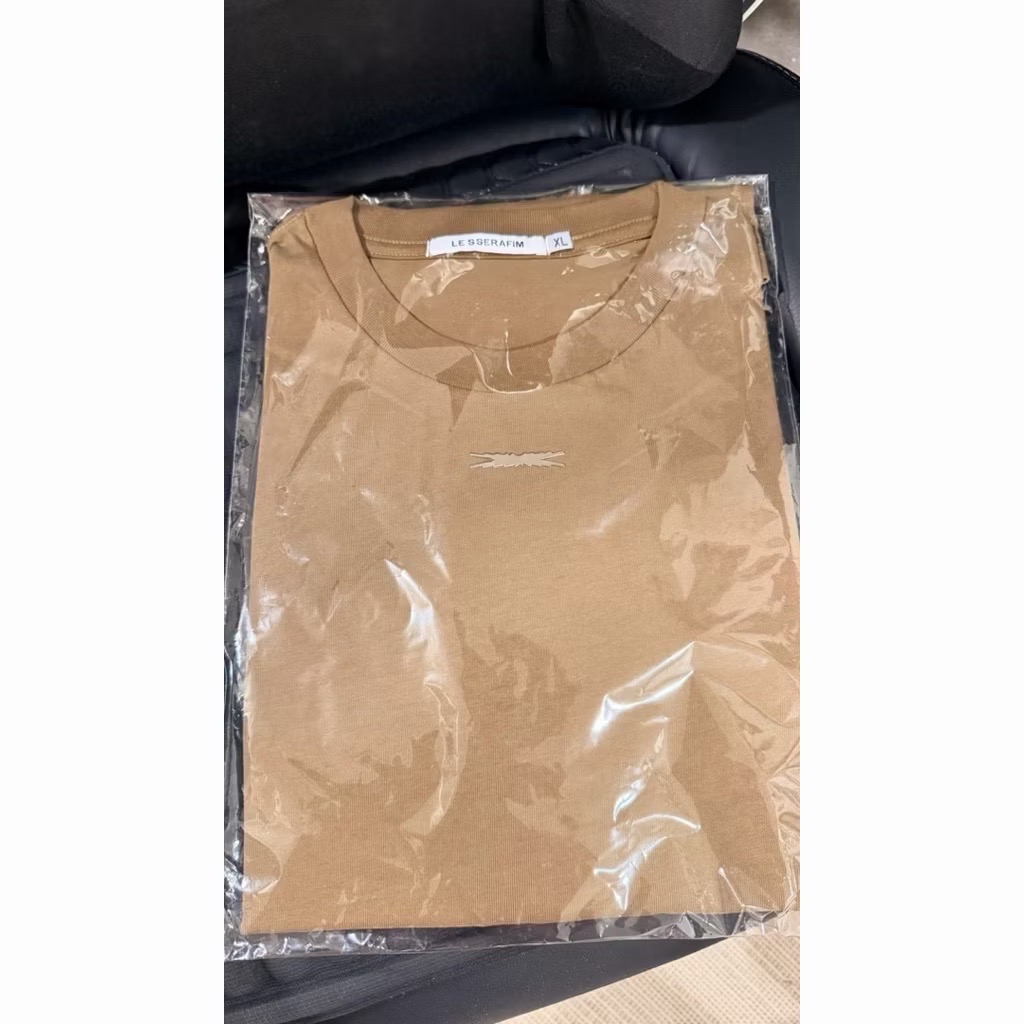 LE SSERAFIM 東京巨蛋限定T XL