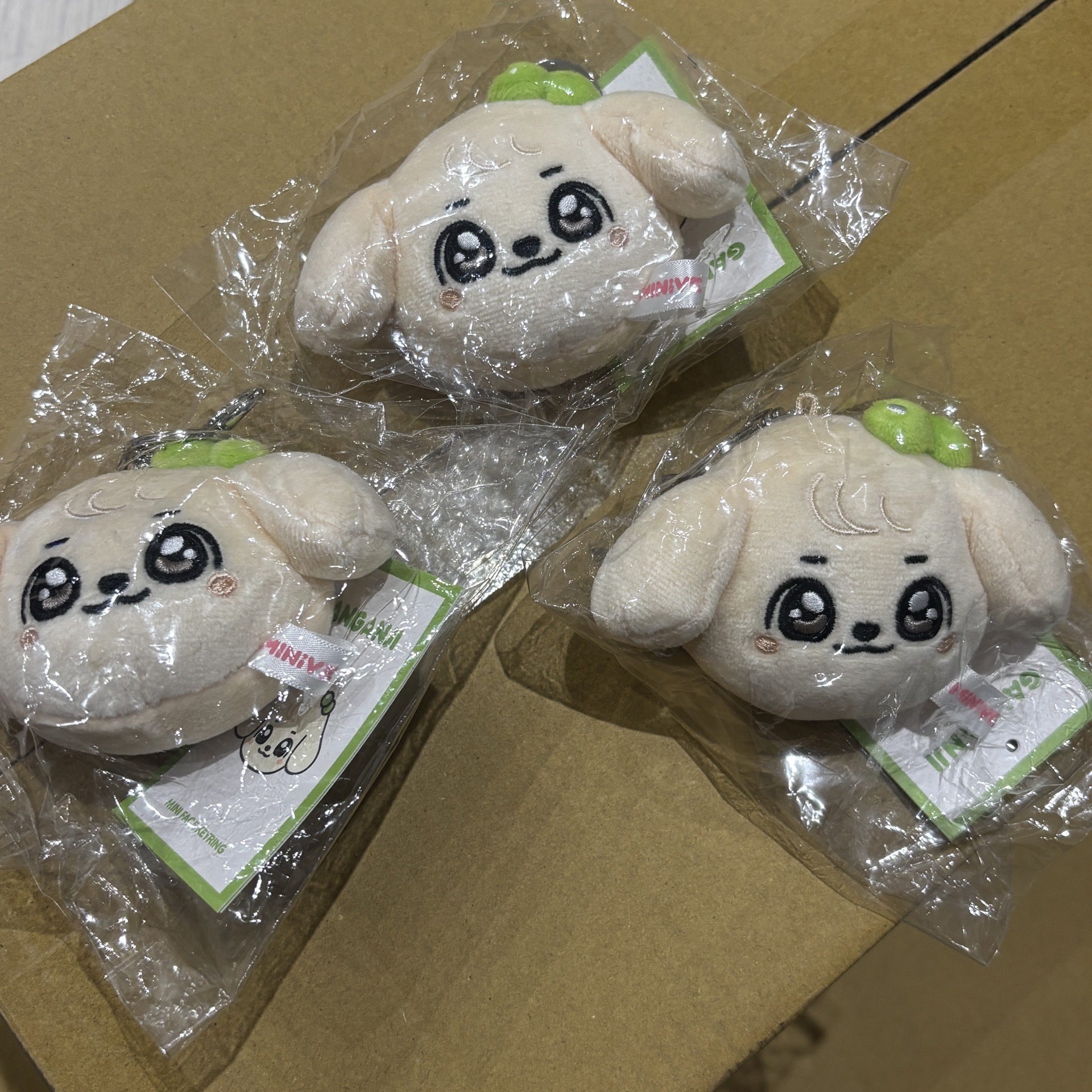 minive 安大頭娃娃吊飾